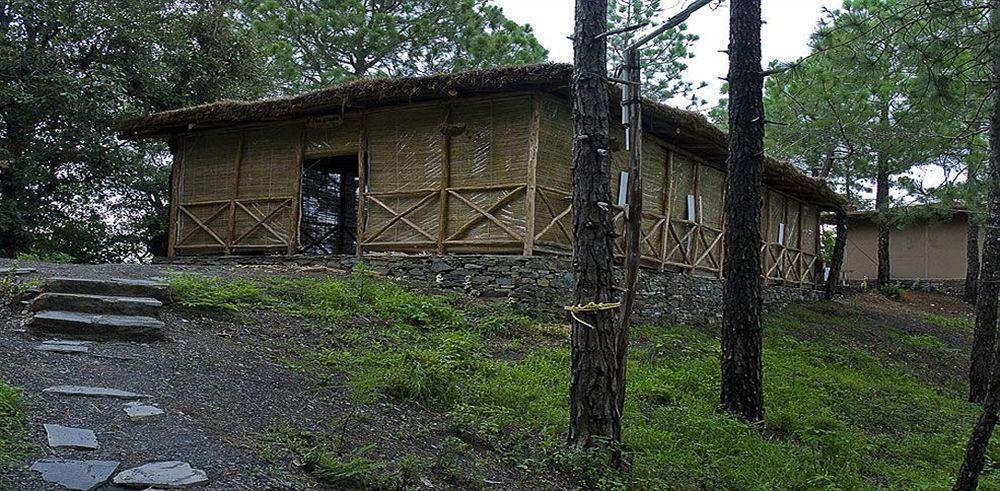 Aamod Resort Shimla Eksteriør billede