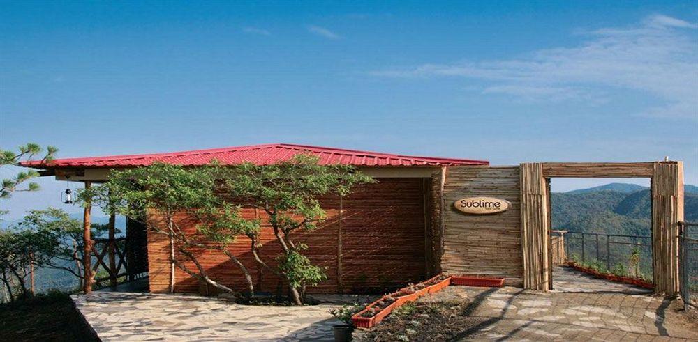 Aamod Resort Shimla Eksteriør billede
